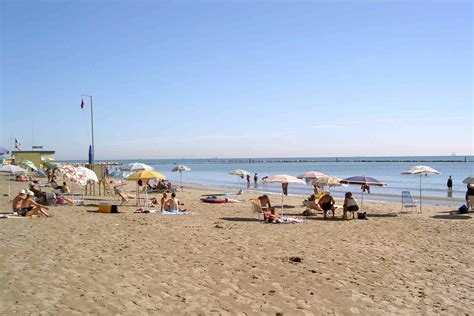 RAVENNA: Spiaggia naturista a Lido di Dante, siglata l ...